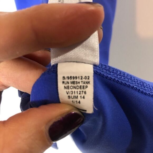 GAP fit run mesh tank top deep blue - Picture 7 of 9